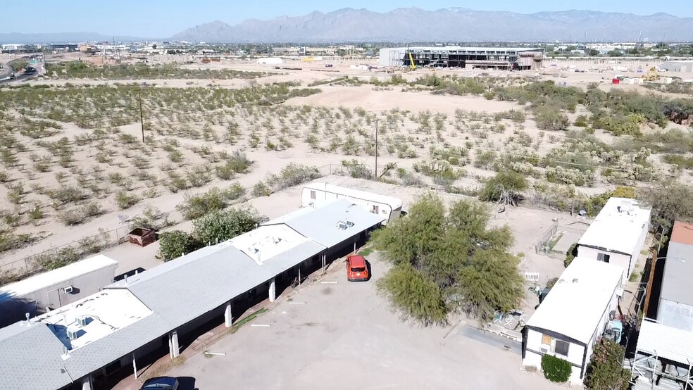 1951 E Benson Hwy, Tucson, AZ à vendre - Photo de l’immeuble – Image 3 sur 15