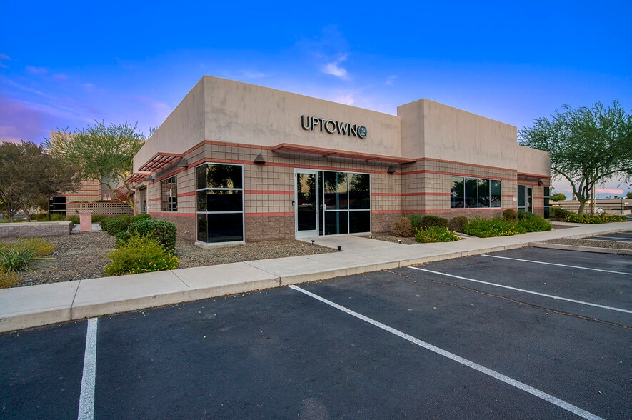 16222 N 59th Ave, Glendale, AZ à vendre - Photo de l’immeuble – Image 3 sur 10
