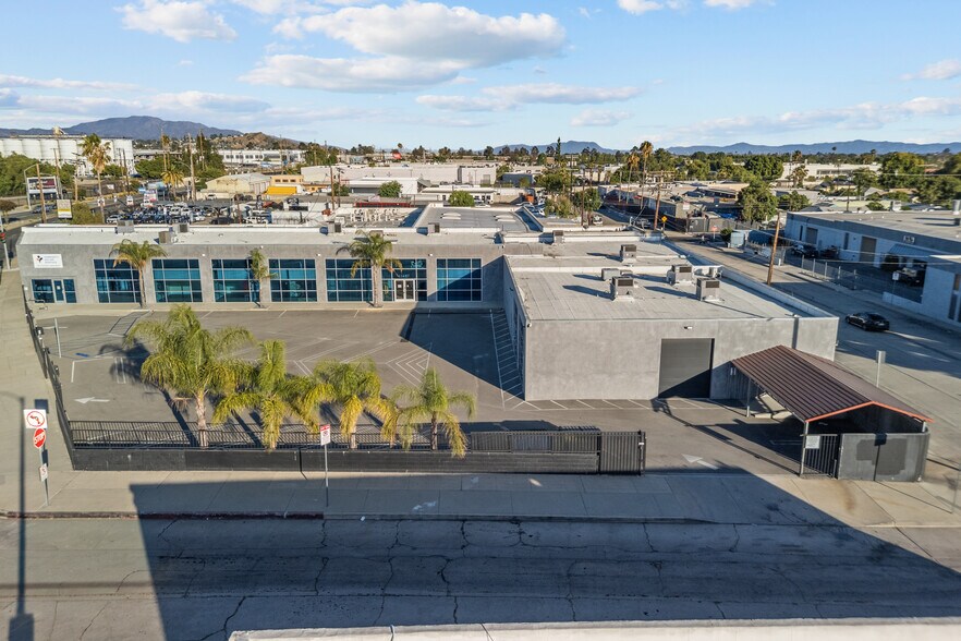 11487 San Fernando Rd, San Fernando, CA à vendre - Photo de l’immeuble – Image 2 sur 5