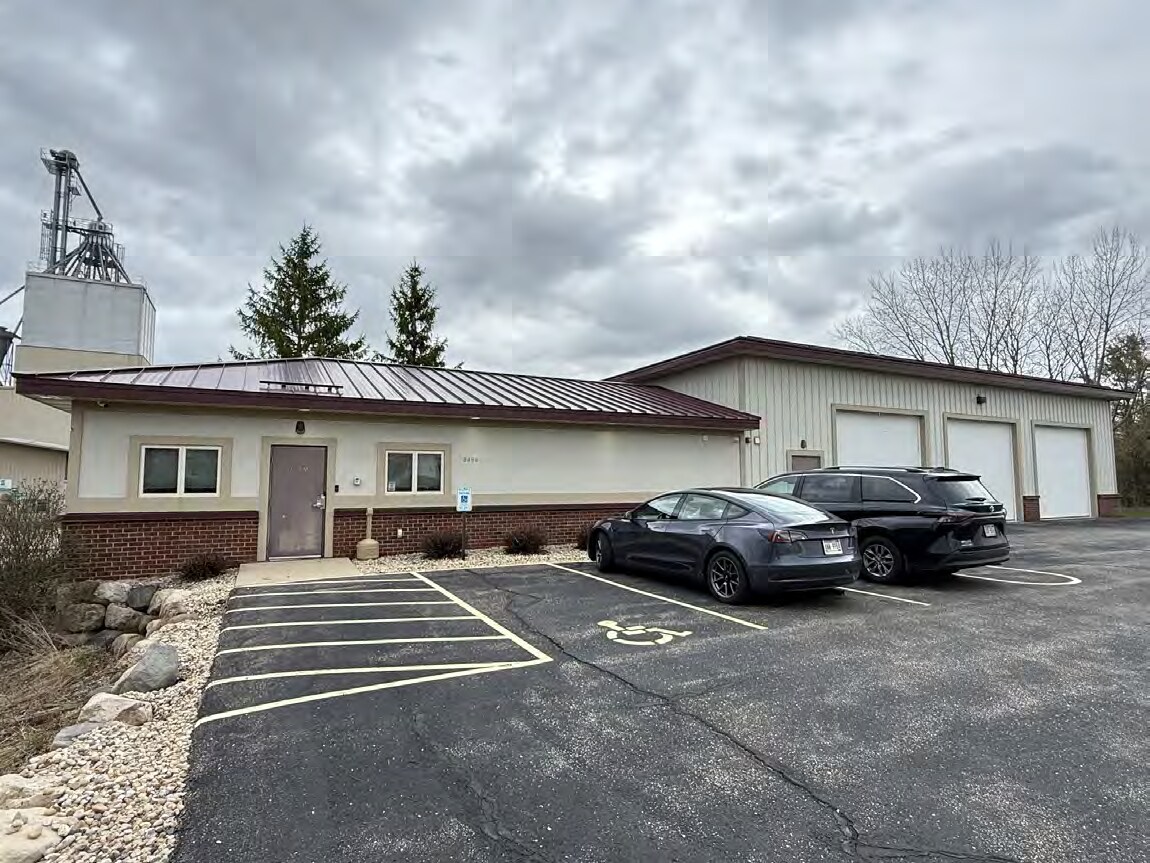 8494 Market St, Middleton, WI à vendre Photo de l’immeuble– Image 1 sur 18