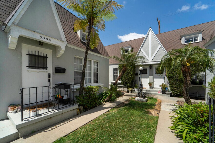 537-545 1/2 N Orange Dr, Los Angeles, CA à vendre - Photo de l’immeuble – Image 3 sur 69