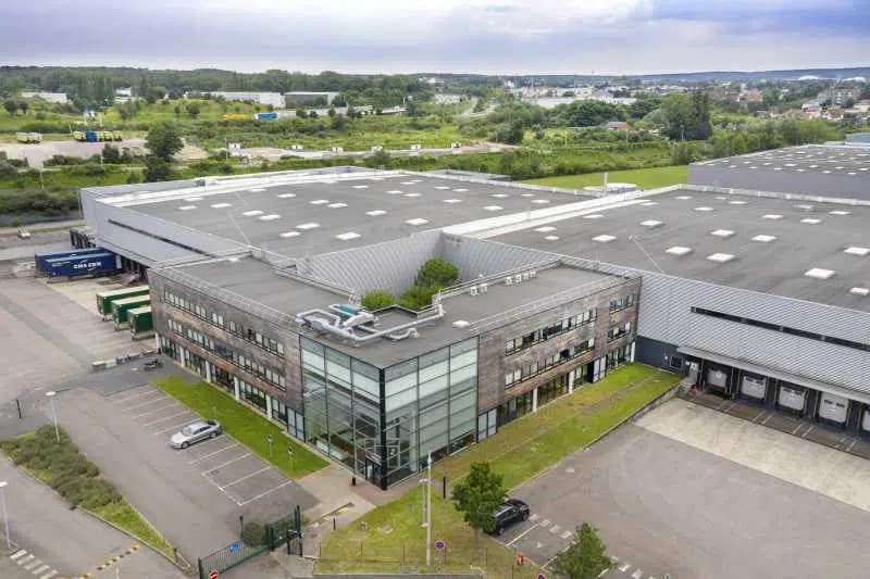 Bureau dans Le Grand-Quevilly à louer - Photo de l’immeuble – Image 2 sur 17