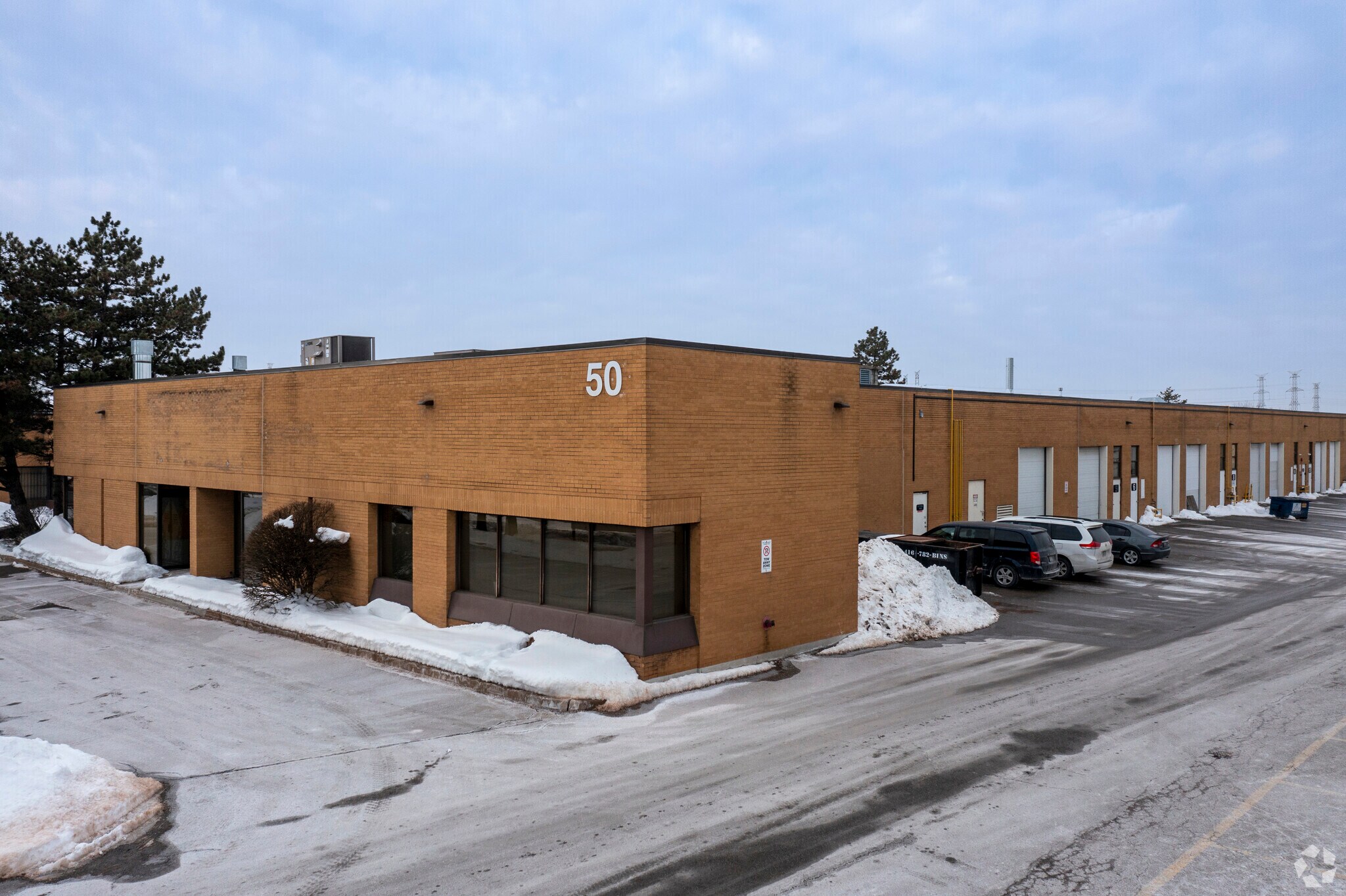 24 Viceroy Rd, Concord, ON à louer Photo principale– Image 1 sur 29