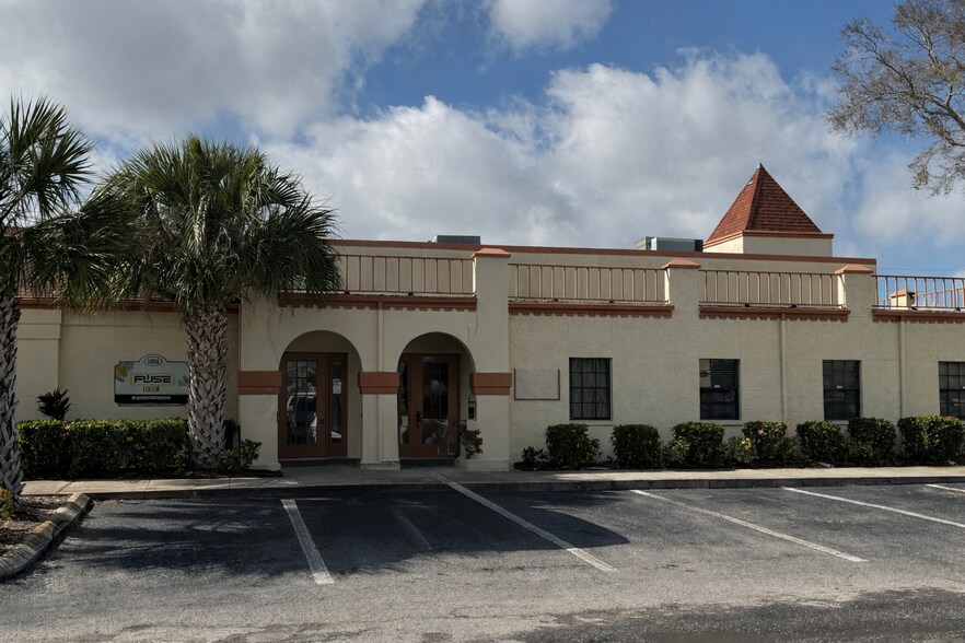 1684 N Belcher Rd, Clearwater, FL à louer - Photo de l’immeuble – Image 2 sur 23