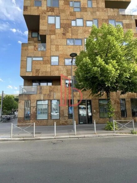 Bureau dans Bordeaux à louer - Photo de l’immeuble – Image 1 sur 5