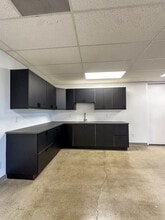 5301 Beethoven St, Playa Vista, CA à louer Photo intérieure– Image 2 sur 4