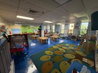 Plus de détails pour 533 Blake Ave, Brooklyn, NY - Local d'activités à louer