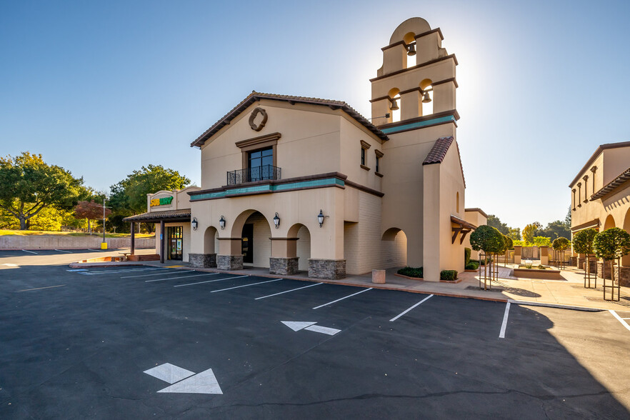 2040-2240 El Camino Real, Atascadero, CA à louer - Photo de l’immeuble – Image 3 sur 21