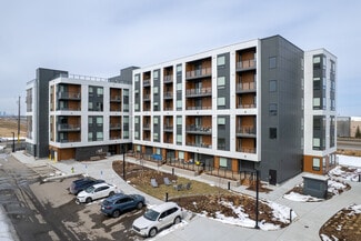 Plus de détails pour 8500 19 Av SE, Calgary, AB - Logement à vendre