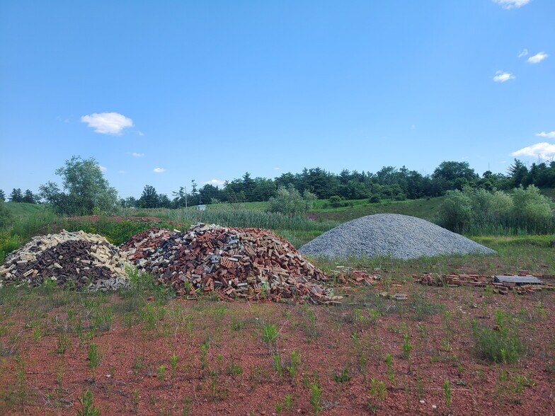 13357 22 Sd Rd, Halton Hills, ON à vendre - Photo de l’immeuble – Image 2 sur 6