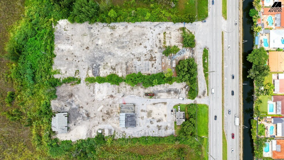 90 NW 137th Ave, Miami, FL à louer - Photo de l’immeuble – Image 2 sur 14