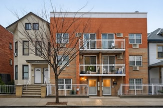Plus de détails pour 3074-3076 30th St, Astoria, NY - Logement à vendre