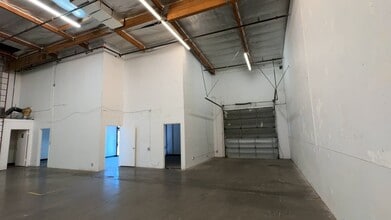 3201-3291 Keller St, Santa Clara, CA à louer - Vidéo sur l’annonce professionnelle 