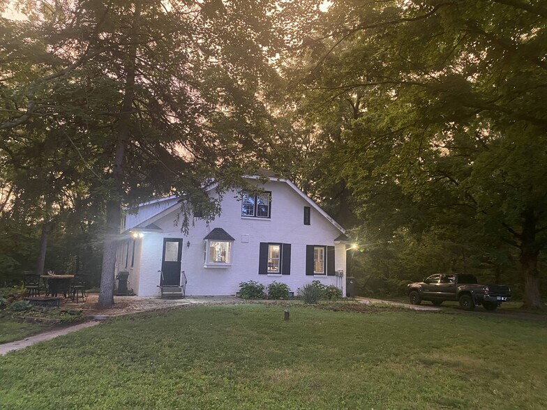8606 Lafayette Rd, Indianapolis, IN à vendre - Photo de l’immeuble – Image 1 sur 23