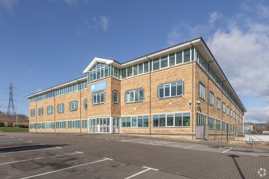 Malthouse Av, Cardiff à louer - Photo de l’immeuble – Image 2 sur 6