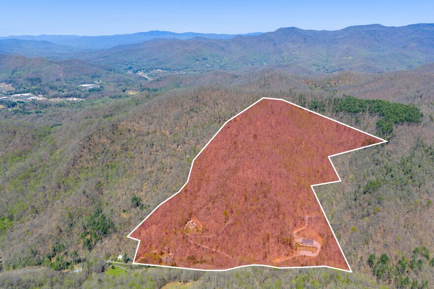 95 Upstream Campus Trl, Sylva, NC à vendre - Photo de l’immeuble – Image 2 sur 42