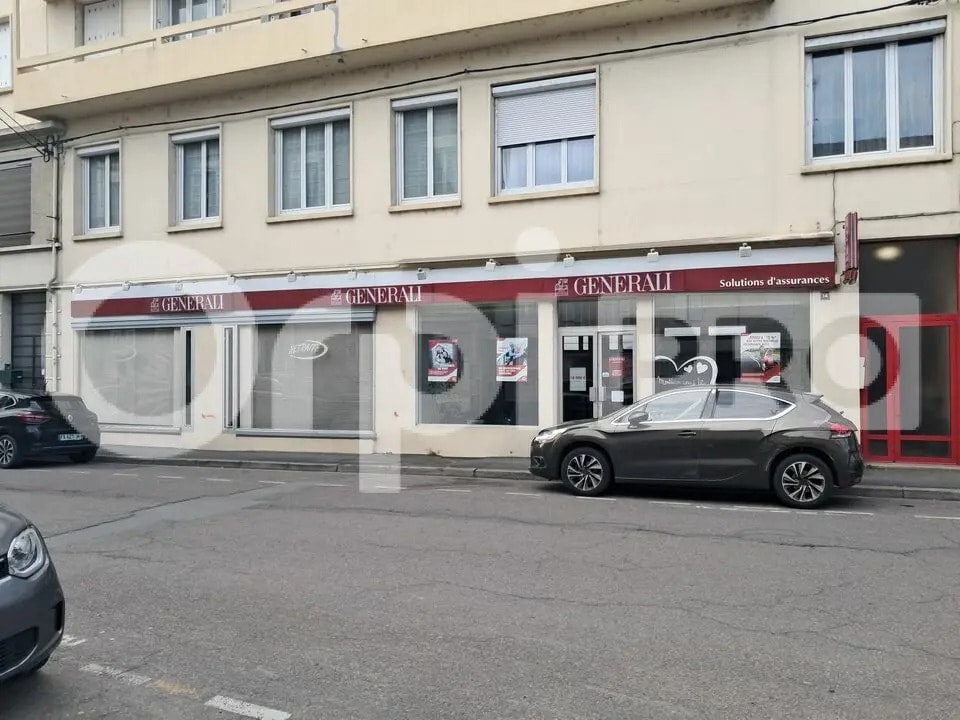 Local commercial dans Montluçon à vendre Photo de l’immeuble– Image 1 sur 10
