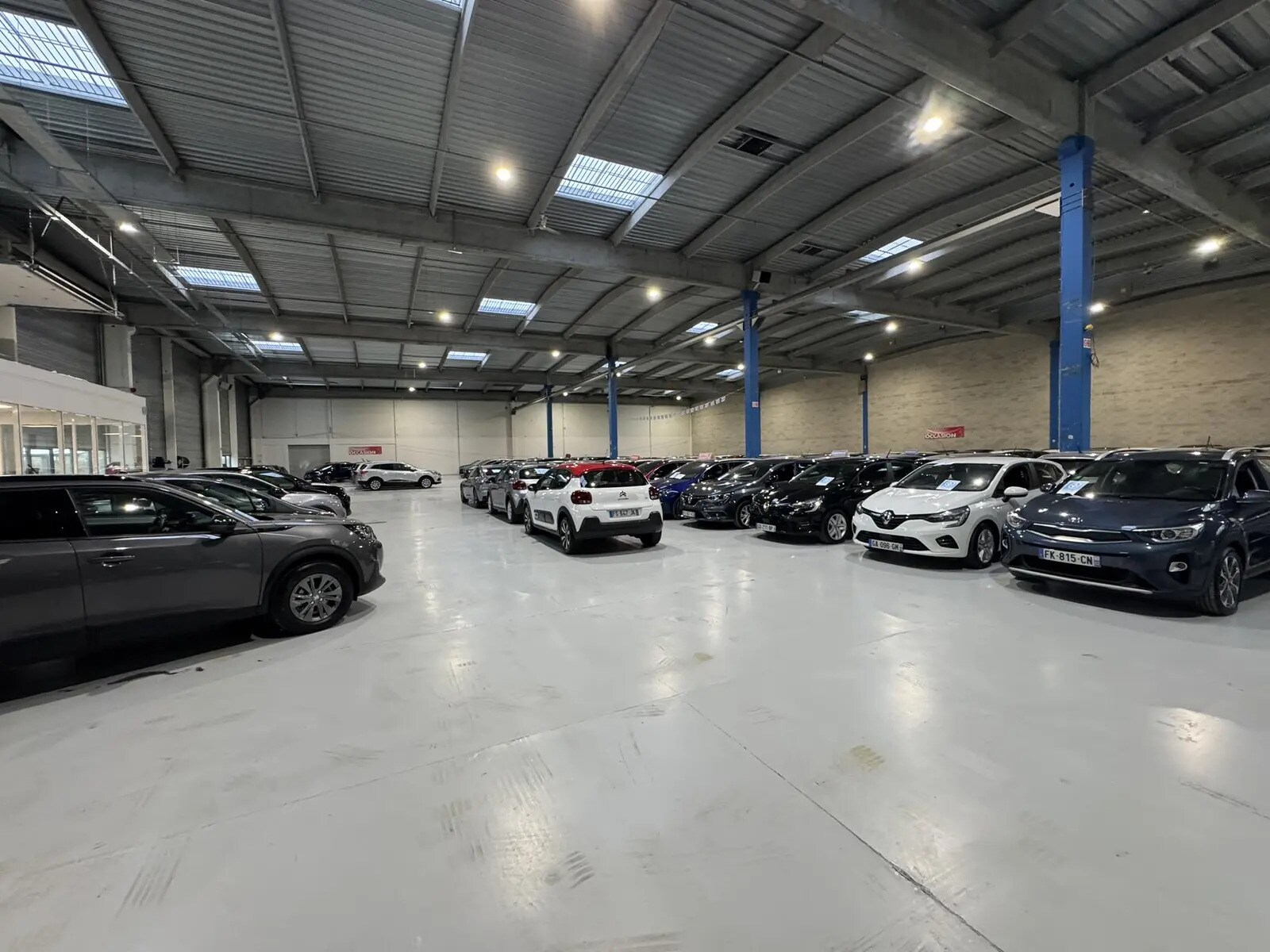 Local d’activités dans Taverny à louer Photo de l’immeuble– Image 1 sur 11