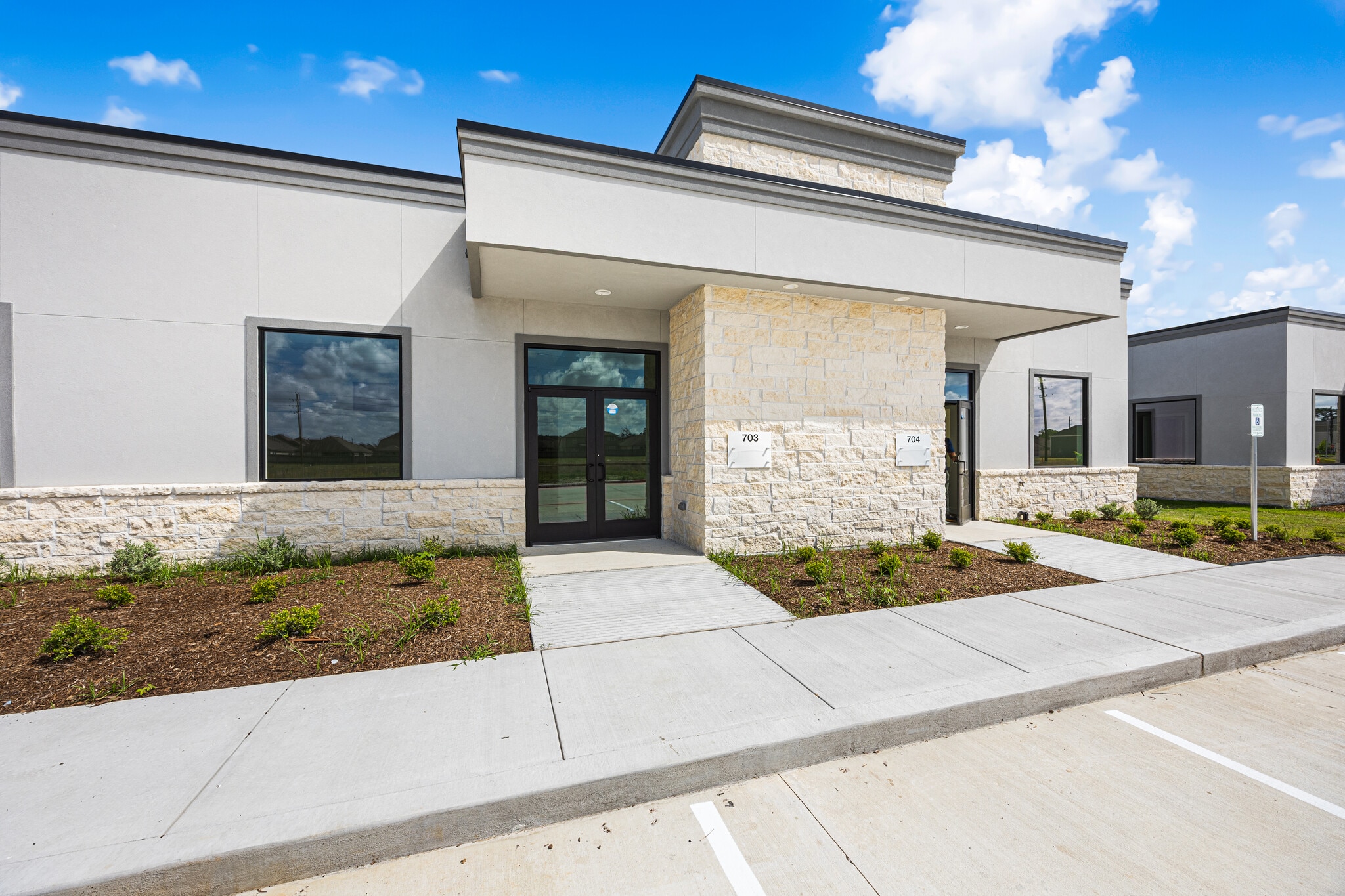 17904 Lake Houston Pkwy #703, Atascocita, TX à louer Photo de l’immeuble– Image 1 sur 26