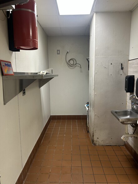 1701 Payne St, Dallas, TX à louer - Photo de l’immeuble – Image 2 sur 21