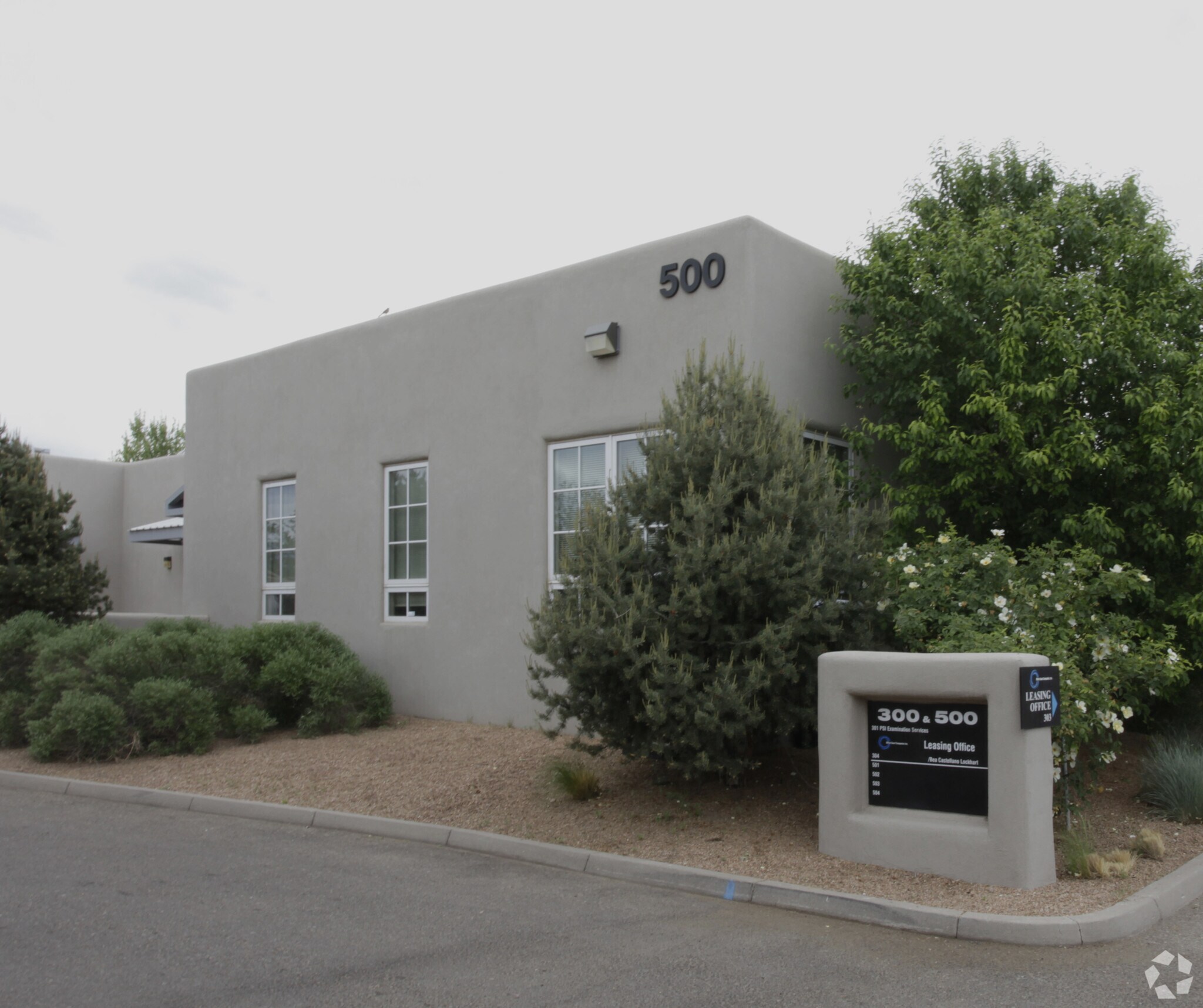 4001 Office Ct, Santa Fe, NM à louer Photo principale– Image 1 sur 21