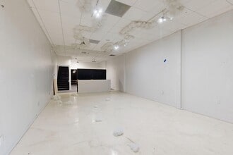 2025 Chester Ave, Bakersfield, CA à louer Numérisation 3D Matterport– Image 1 sur 9