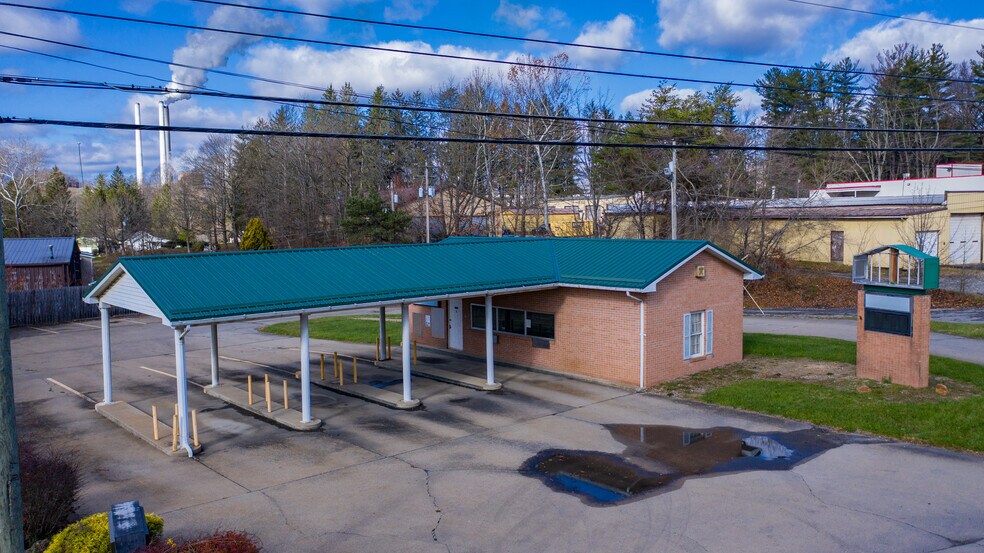 1434 S Pike St, Shinnston, WV à vendre - Photo de l’immeuble – Image 3 sur 8