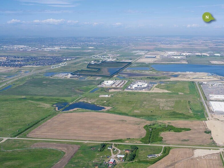 Northpoint Lands, Calgary, AB à vendre - Aérien – Image 2 sur 2