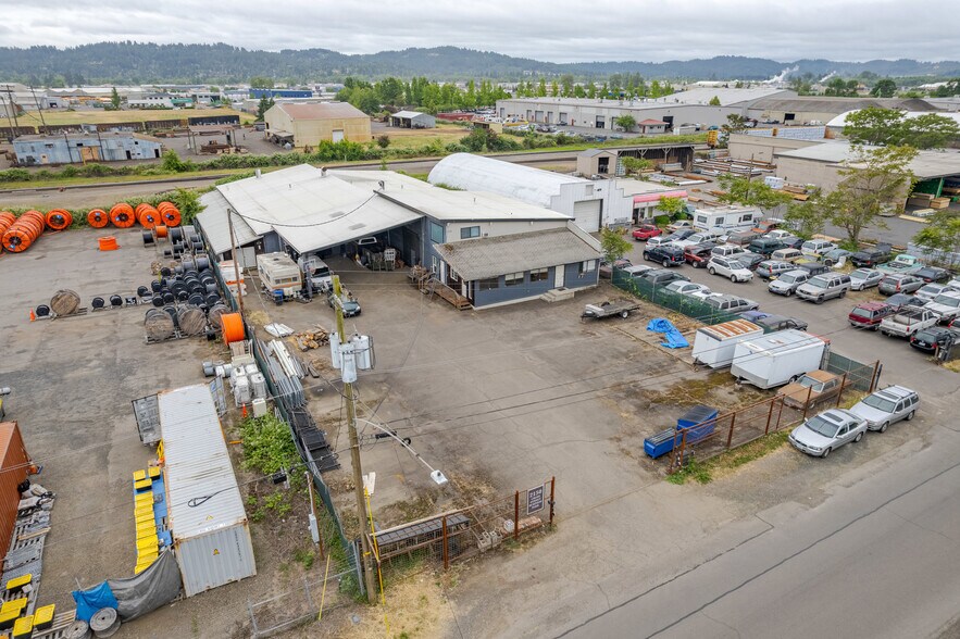 2150 Cross St, Eugene, OR à louer - Photo de l’immeuble – Image 3 sur 12