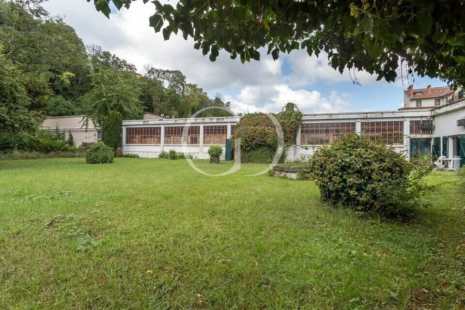 Local d'activités dans Lyon à vendre Photo de l’immeuble– Image 1 sur 8