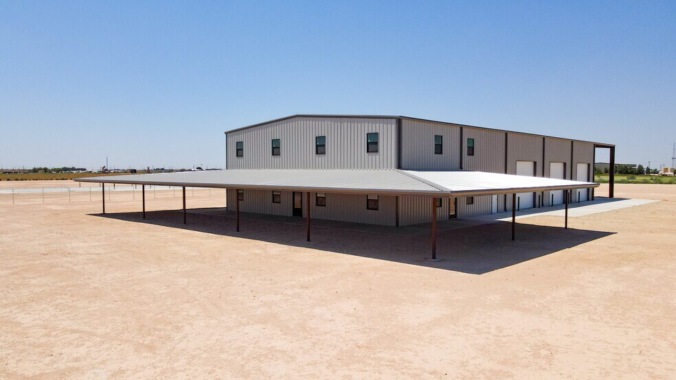 4601 E County Road 128, Midland, TX à vendre - Photo de l’immeuble – Image 2 sur 8