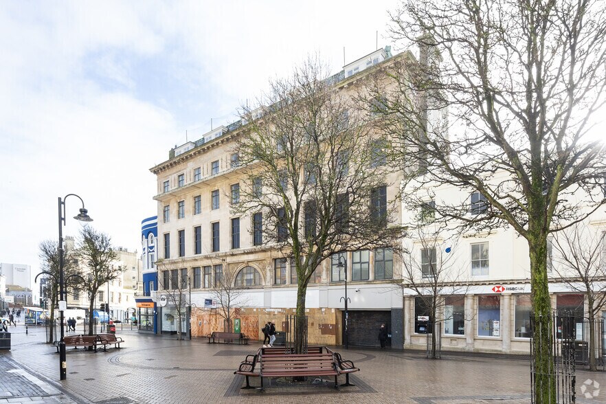 1-3 Robertson St, Hastings à louer - Photo de l’immeuble – Image 2 sur 4