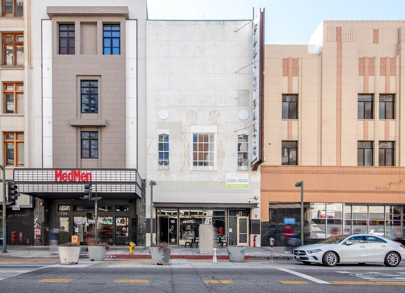 731 S Broadway, Los Angeles, CA à louer - Photo de l’immeuble – Image 3 sur 10