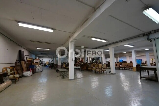 Plus de détails pour Local d'activités, Industriel/Logistique à louer
