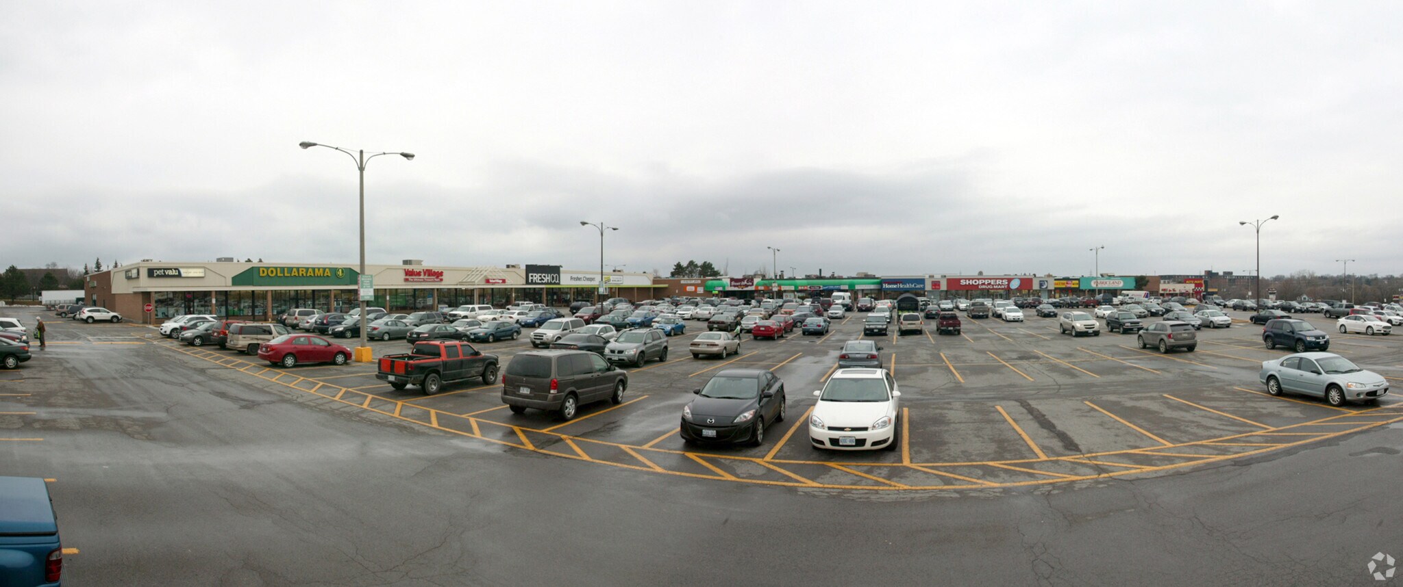 1801 Dundas St E, Whitby, ON à louer Photo principale– Image 1 sur 3