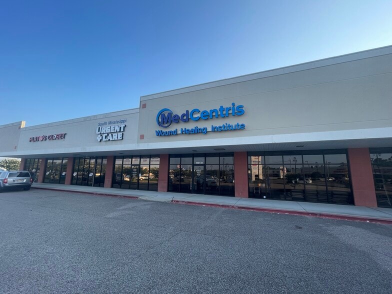 3661-3663 Sangani Blvd, Diberville, MS à louer - Photo de l’immeuble – Image 2 sur 3