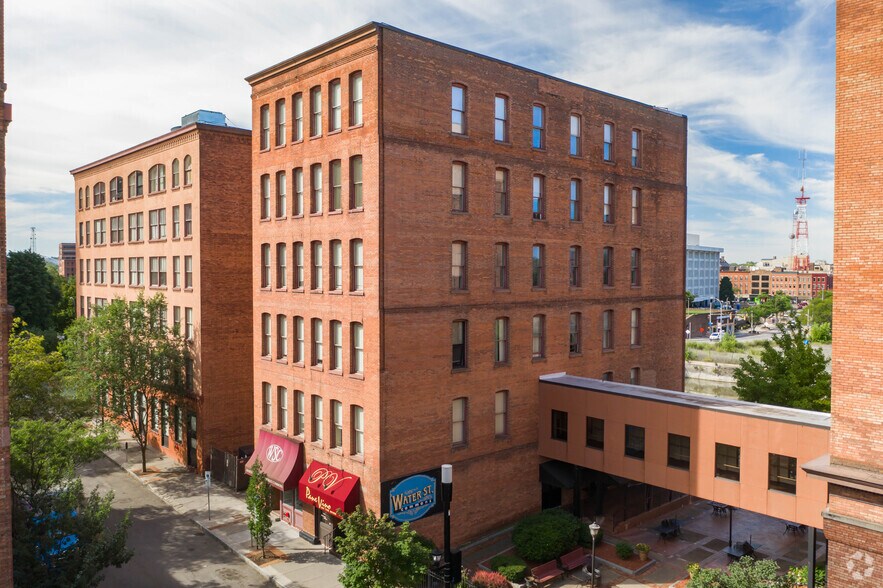 165-217 N Water St, Rochester, NY à louer - Photo principale – Image 1 sur 10