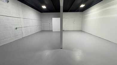 5000 Lake Worth Rd, Lake Worth, FL à louer Photo intérieure– Image 1 sur 7