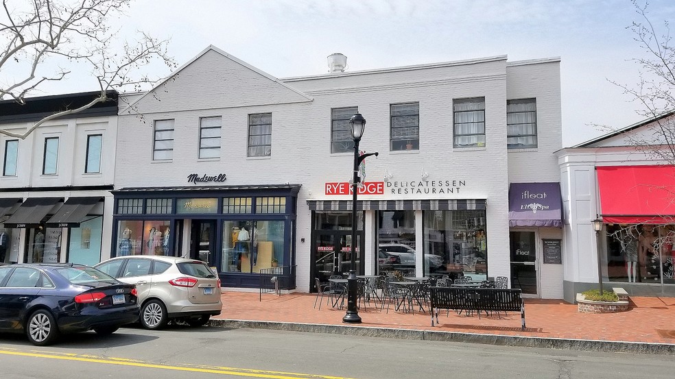 147-163 Main St, Westport, CT à louer - Photo de l’immeuble – Image 1 sur 2