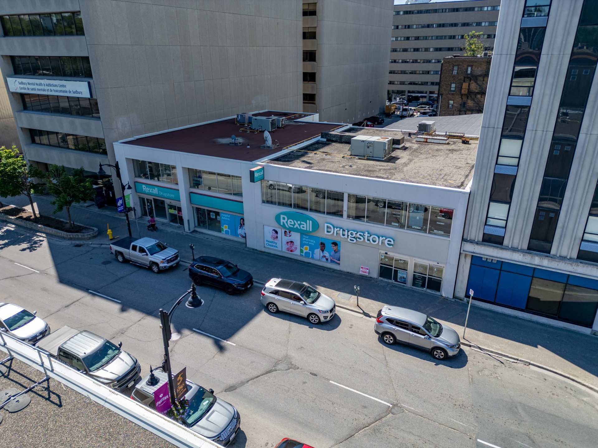 115-119 Cedar St, Greater Sudbury, ON à vendre Photo principale– Image 1 sur 2