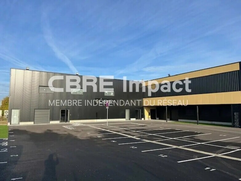 Bureau dans Bétheny à vendre - Photo de l’immeuble – Image 1 sur 11