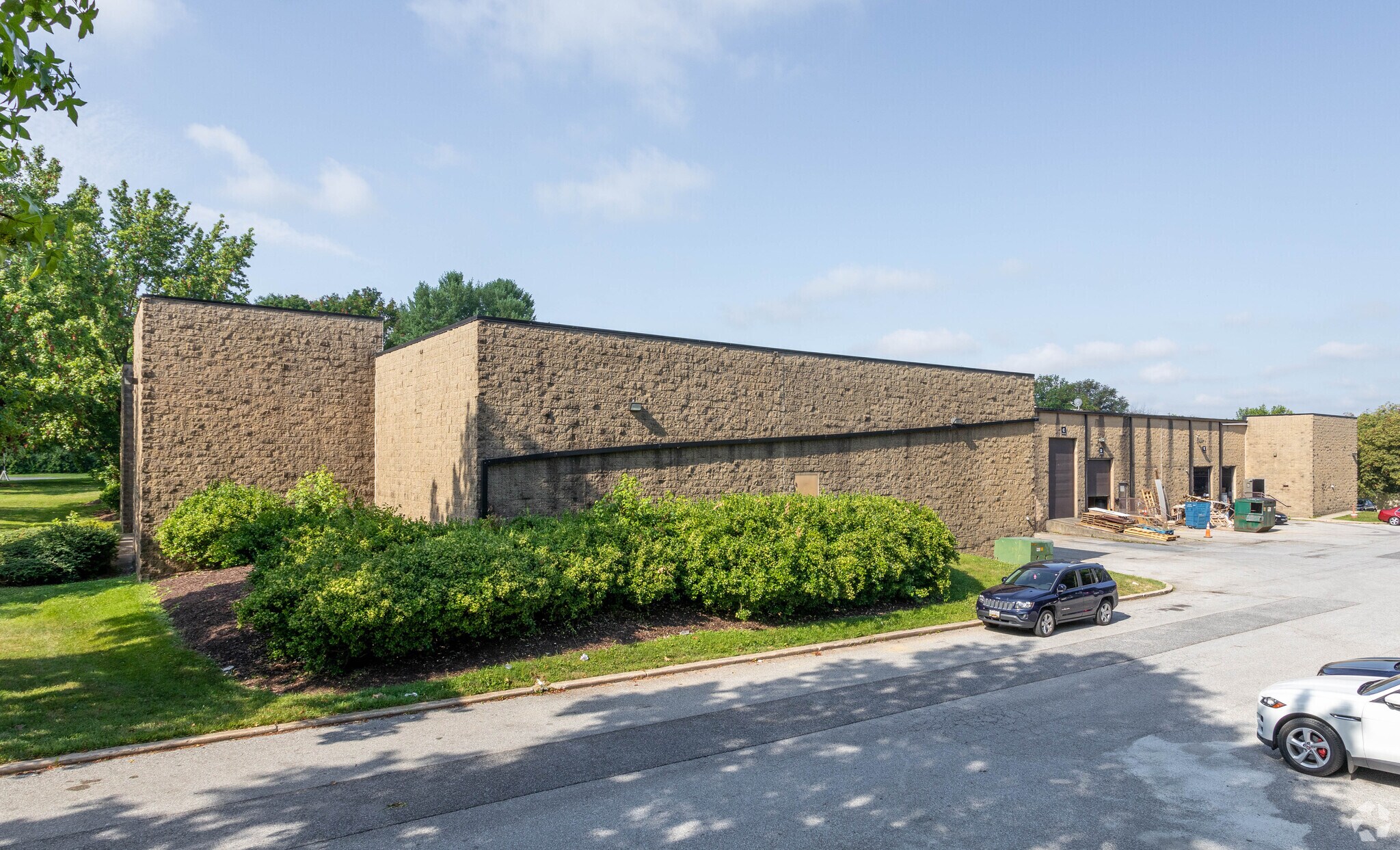 9005 Red Branch Rd, Columbia, MD à louer Photo de l’immeuble– Image 1 sur 6