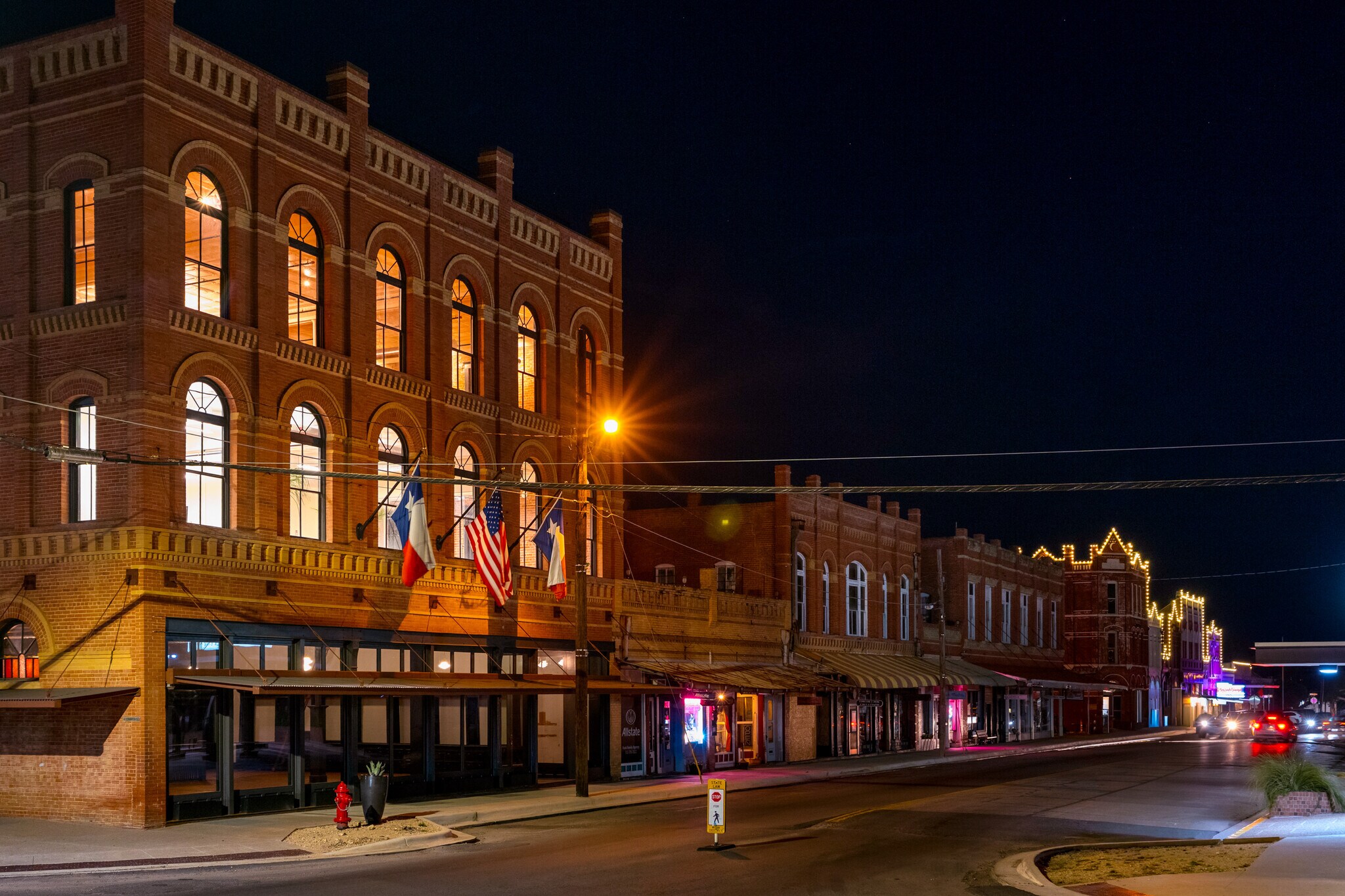 119 W San Antonio St, Lockhart, TX à vendre Photo de l’immeuble– Image 1 sur 31