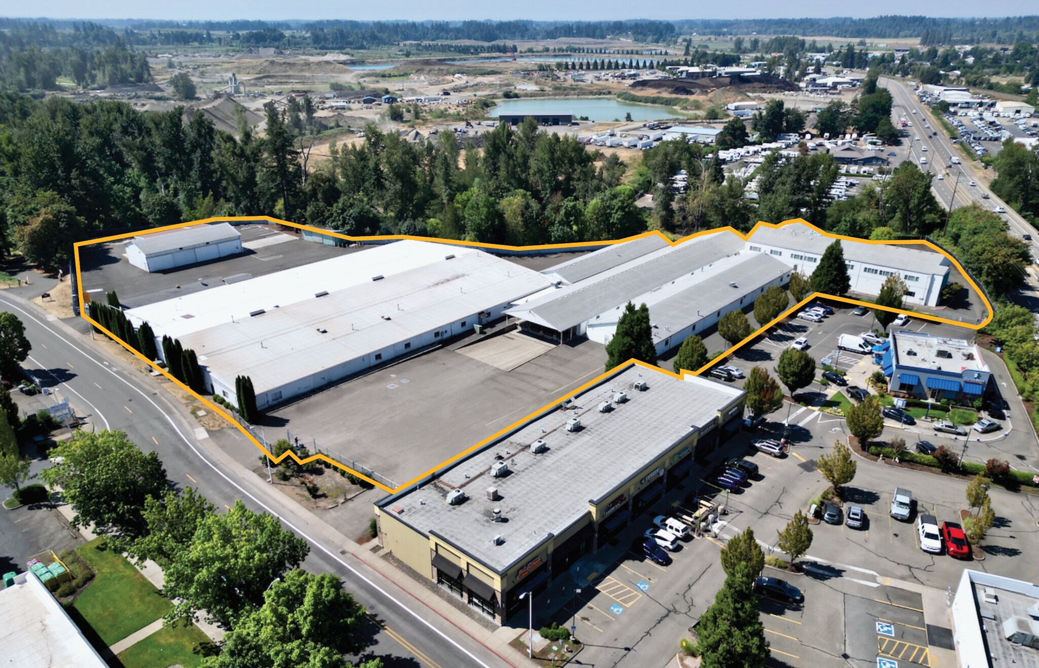 1017 SW Berg Pky, Canby, OR à vendre Aérien– Image 1 sur 20