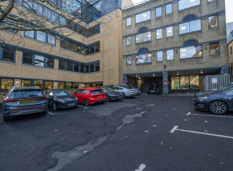 22 Kings Park Rd, Southampton à louer - Photo de l’immeuble – Image 2 sur 3
