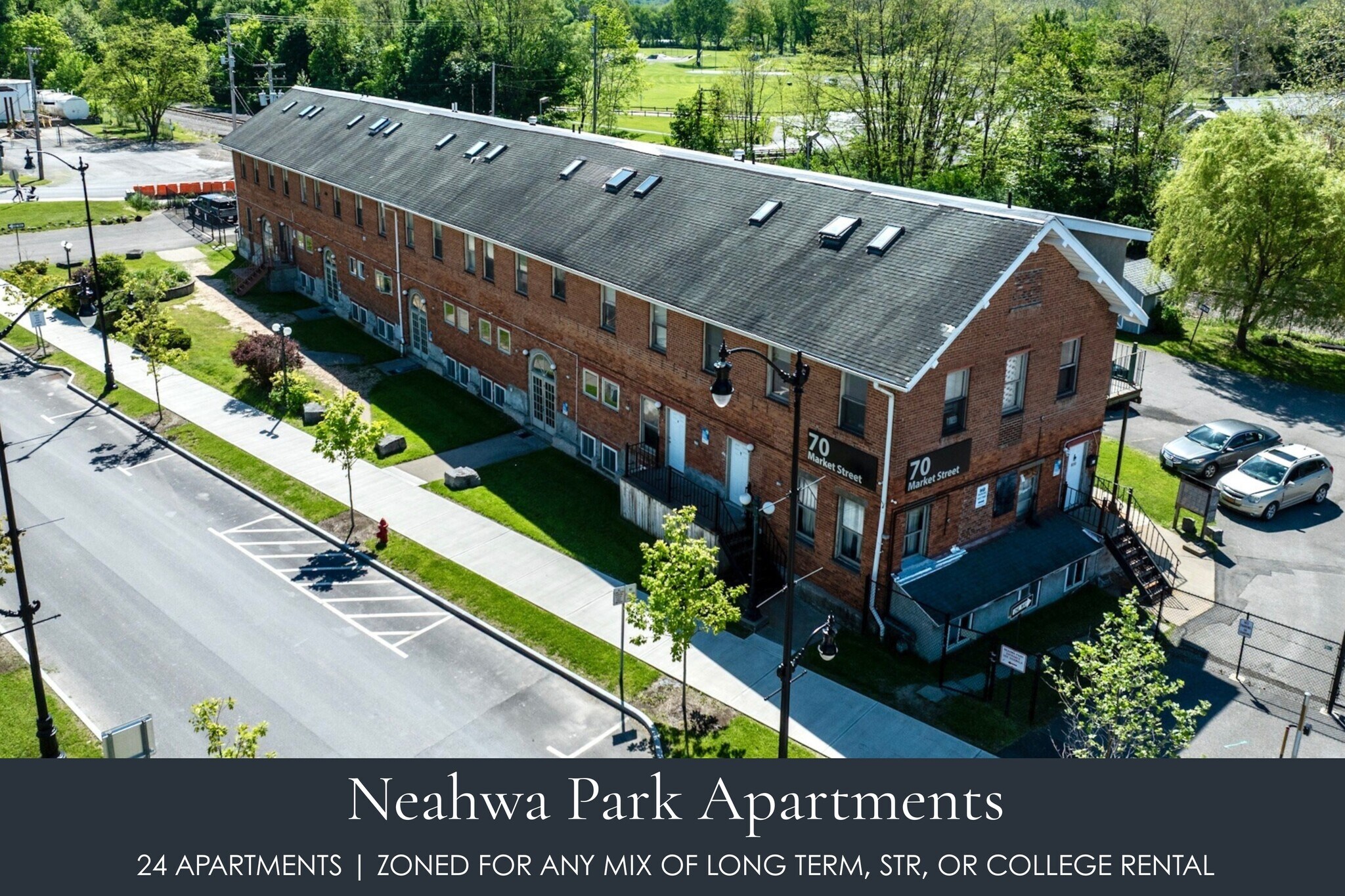 70 Market St, Oneonta, NY à vendre Photo de l’immeuble– Image 1 sur 26