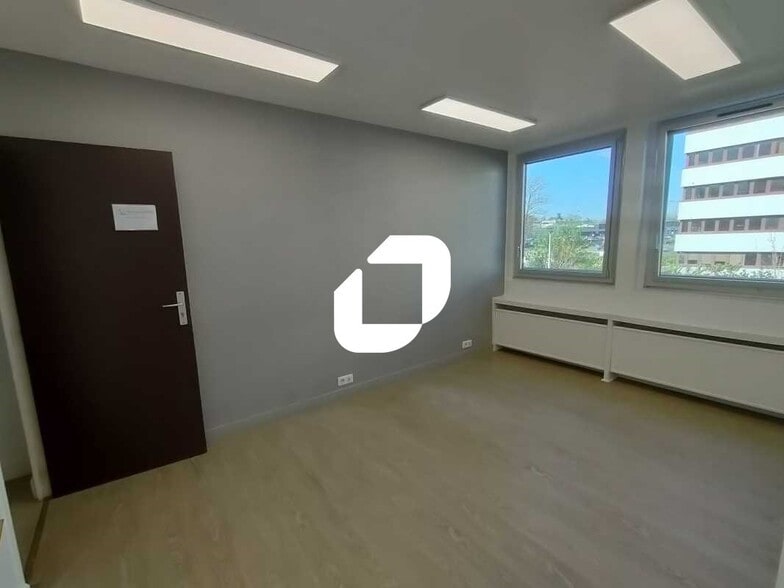 6 Avenue Charles De Gaulle, Le Chesnay-Rocquencourt à louer - Photo intérieure – Image 2 sur 25