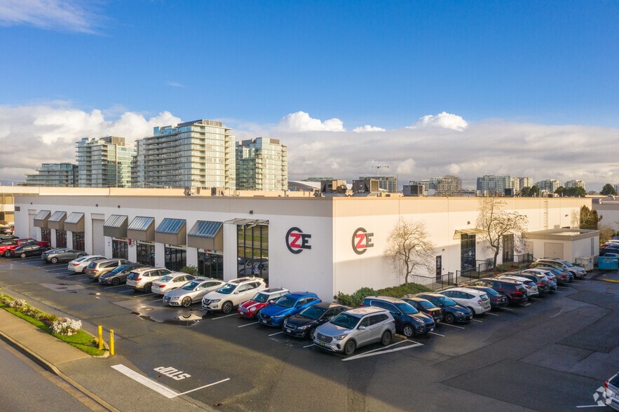 5920 No 2 Rd, Richmond, BC à louer - Photo principale – Image 1 sur 3