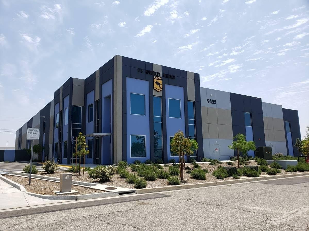 9455 Hyssop Dr, Rancho Cucamonga, CA à louer Photo de l’immeuble– Image 1 sur 2