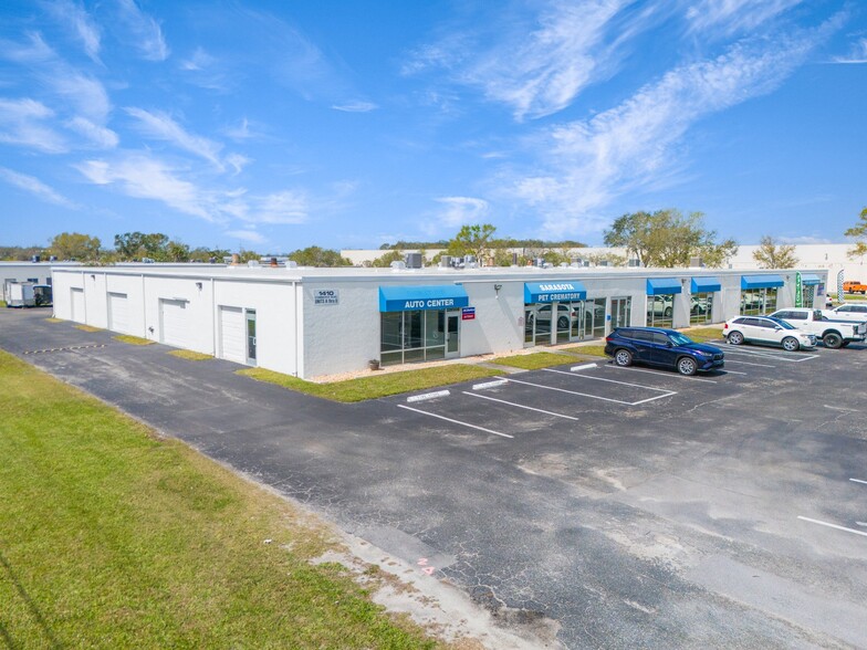 1410 Commerce Blvd, Sarasota, FL à louer - Photo de l’immeuble – Image 2 sur 19